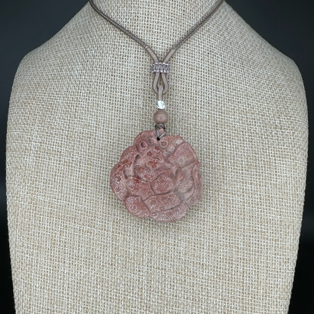Pink Coral Fossil Sleeping Nine Tail Fox Pendant Necklace; Adjustable Rope - Picture 4 of 16